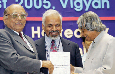 With R. Chidambaram, former chairman of the Atomic Energy Commission, GoI and Dr. A.P.J Abdul Kalam, President of India, in 2005 courtesy K.R. Sreenivasan