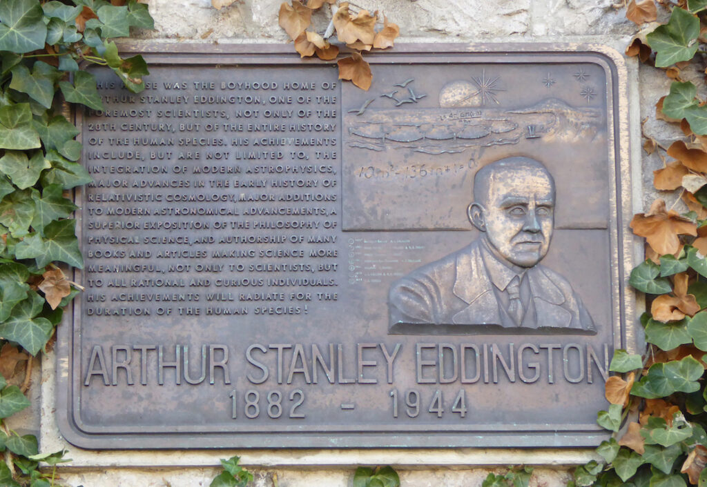 Plaque at 42 Walliscote Road, Weston-super-Mare.