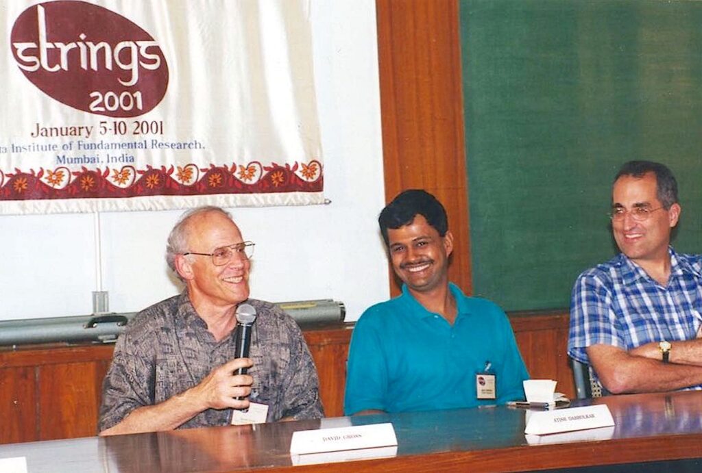 Atish with David Gross (L) and Edward Witten (R) at the Strings 2001 conference held at TIFR, Mumbai